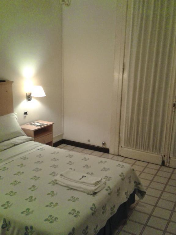 Mari Plaza Hotel 부에노스아이레스 외부 사진